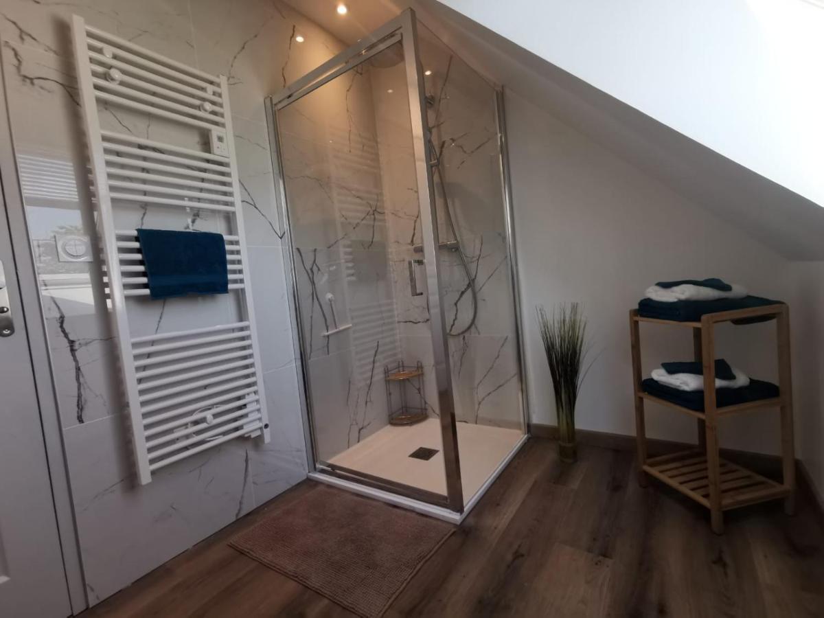 Les Pommiers Duplex Cosy Tout Confort Dans Maison Neuve Avec Terrasse Entree Independante 5 Mn De Bayeux Et 10 Mn Plage Du Debarquement Sommervieu Экстерьер фото
