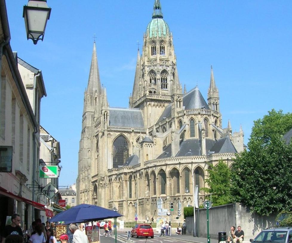 Les Pommiers Duplex Cosy Tout Confort Dans Maison Neuve Avec Terrasse Entree Independante 5 Mn De Bayeux Et 10 Mn Plage Du Debarquement Sommervieu Экстерьер фото